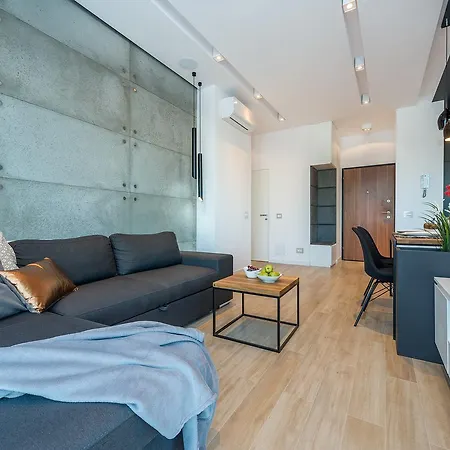 Apartment Expo Xxi Trade Pradzynskiego Serviced